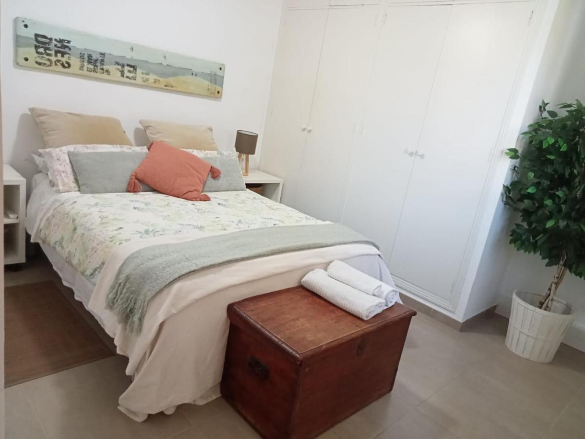Dormir Entre Limones, Casa De Invitados En Vivienda Familiar Dos Hermanas Zewnętrze zdjęcie