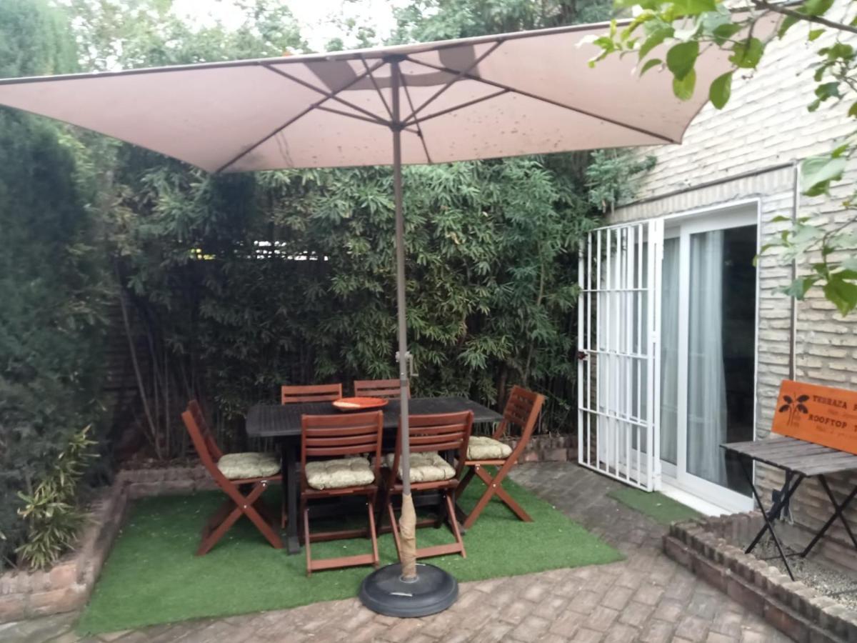 Dormir Entre Limones, Casa De Invitados En Vivienda Familiar Dos Hermanas Zewnętrze zdjęcie