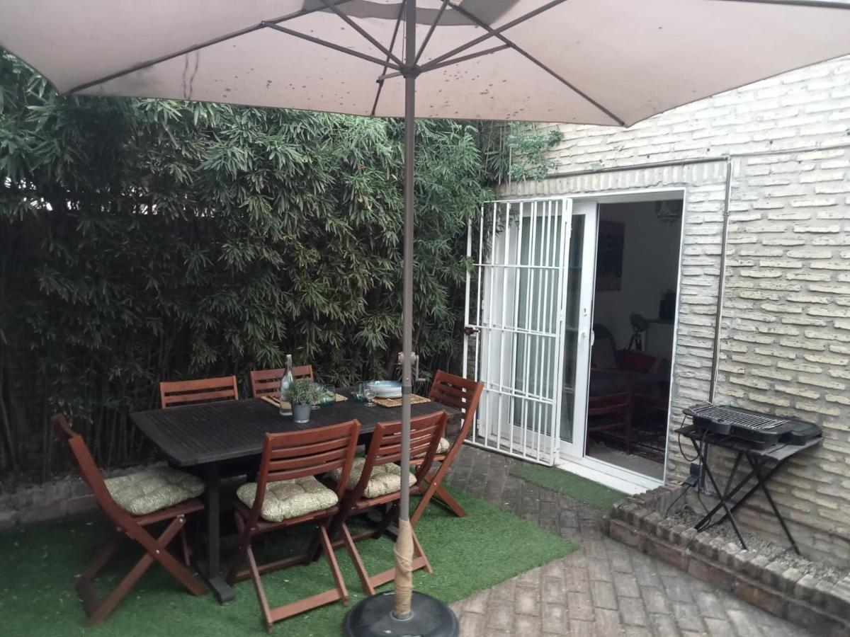 Dormir Entre Limones, Casa De Invitados En Vivienda Familiar Dos Hermanas Zewnętrze zdjęcie